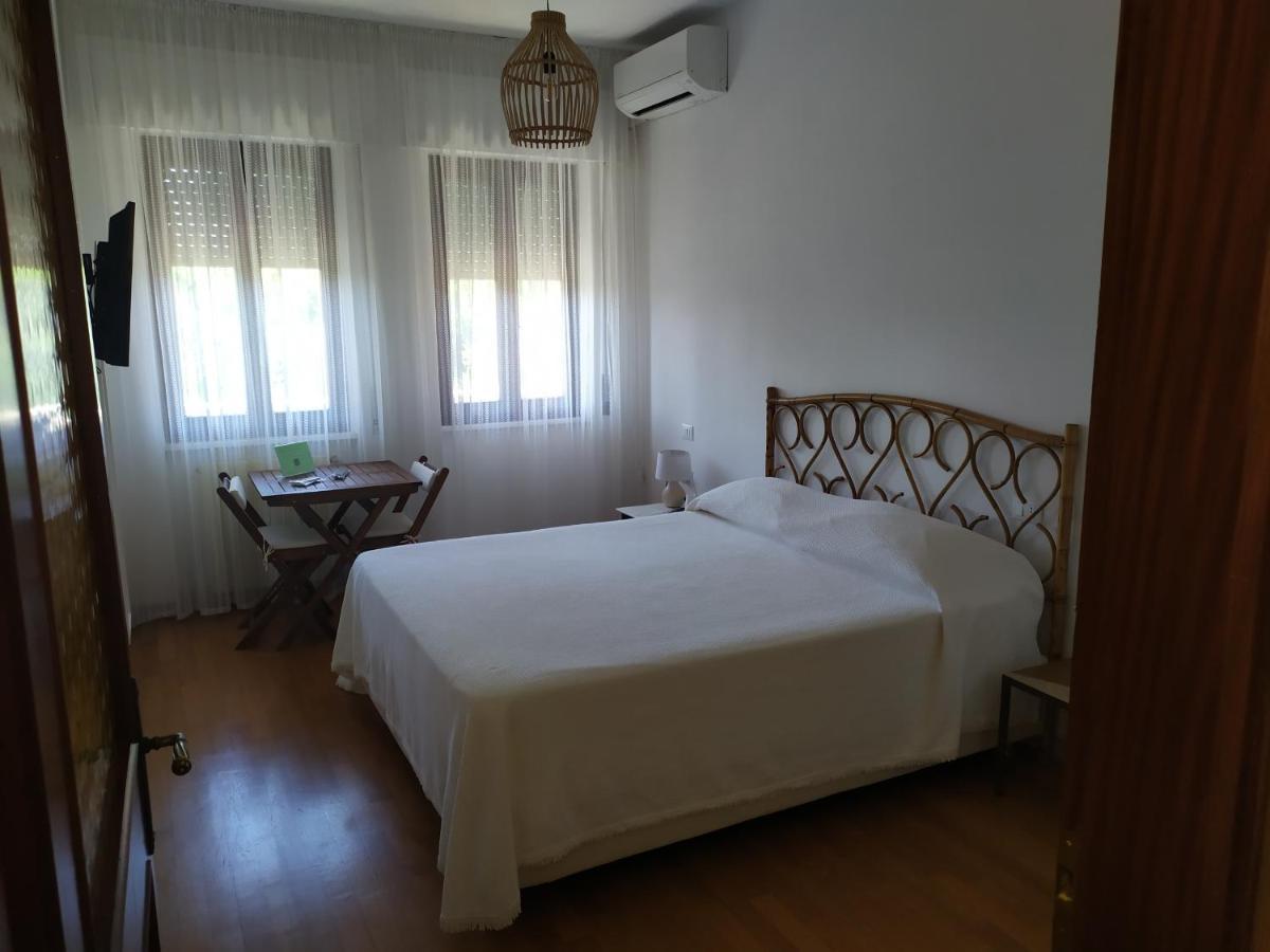 B&B Tra Mare E Marmo 马瑞纳迪卡拉拉 外观 照片
